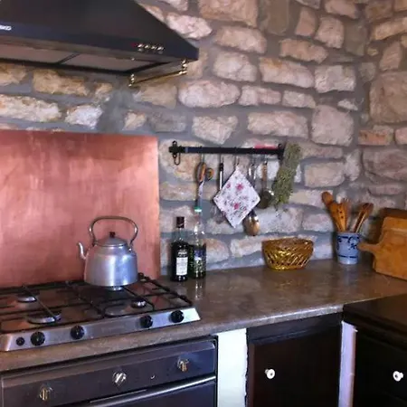 Amantia Guest house